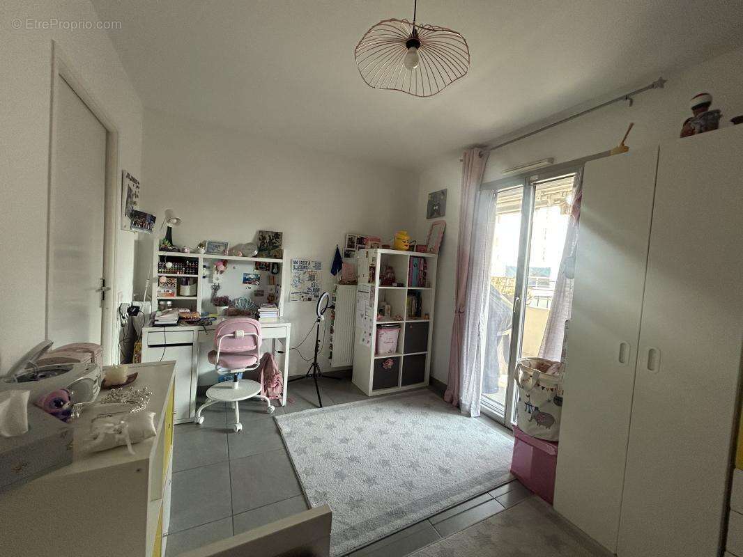 Appartement à MARSEILLE-3E