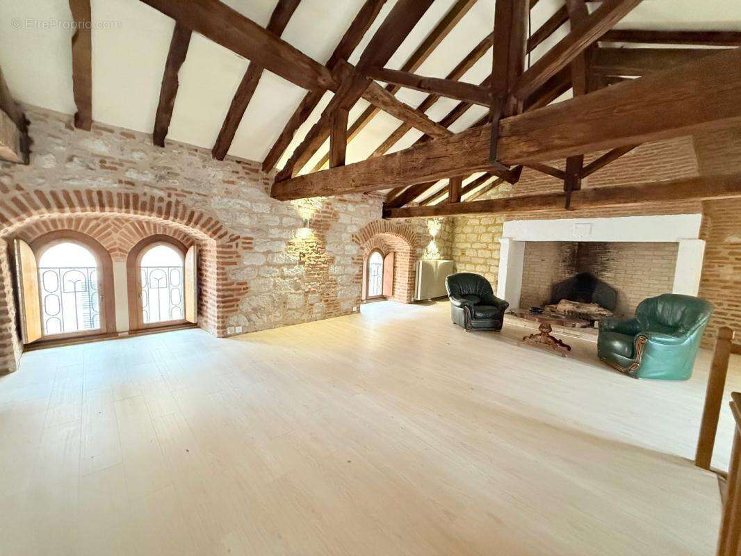 Maison à CAHORS