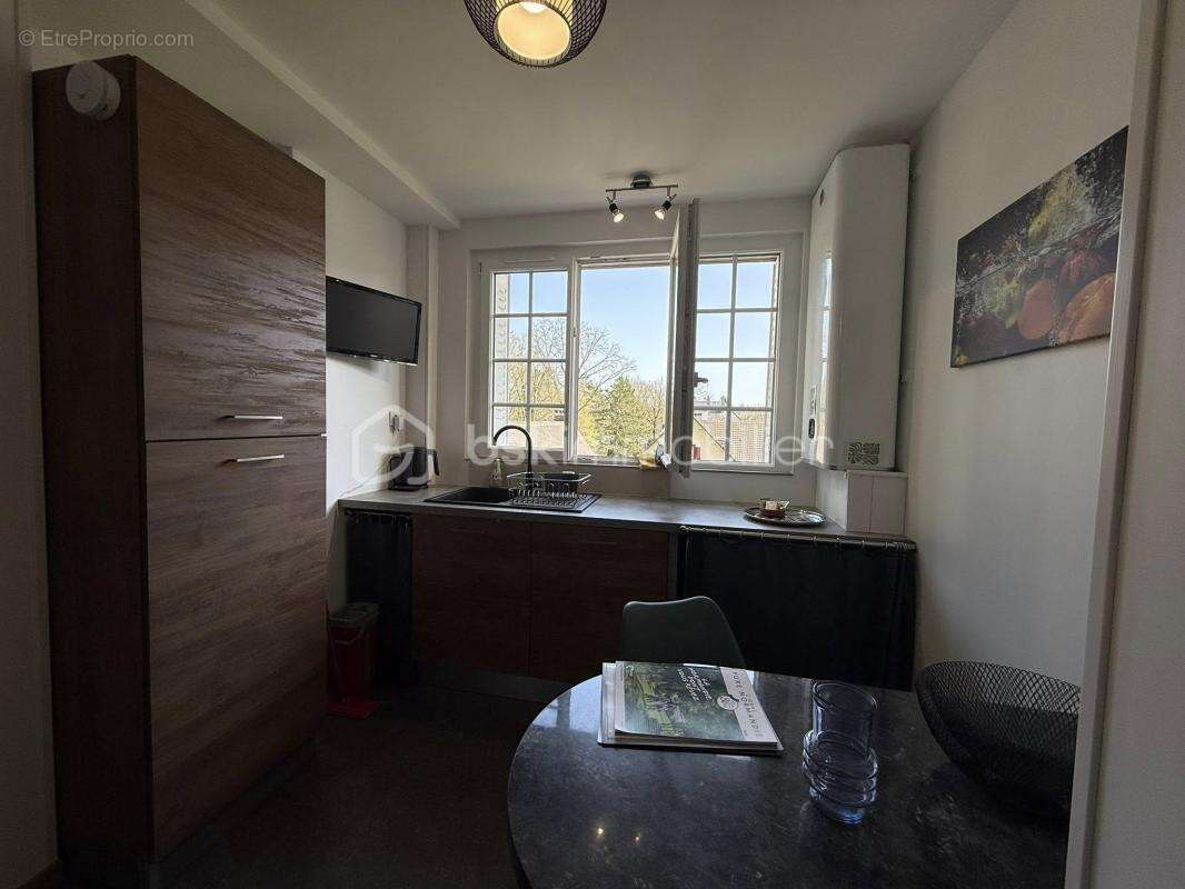 Appartement à MAGNY-LE-DESERT