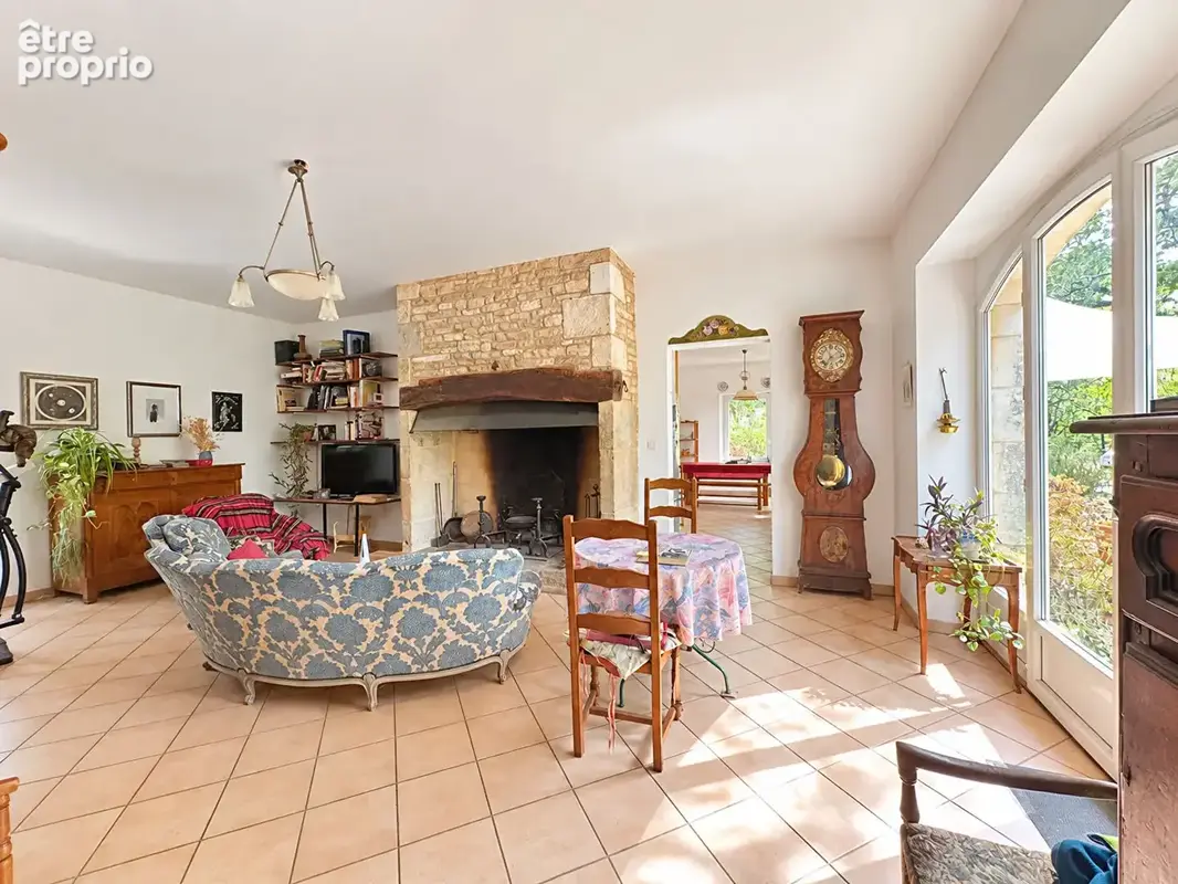 Maison en pierre -155 m² -5 chambres -terrain 1,09 ha -hangar 133 m² -gignac - photo 5