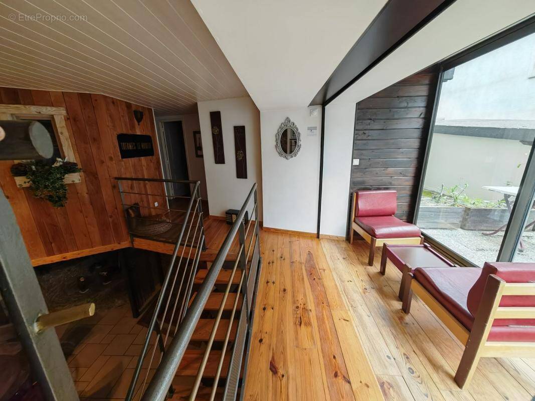 Appartement à AX-LES-THERMES