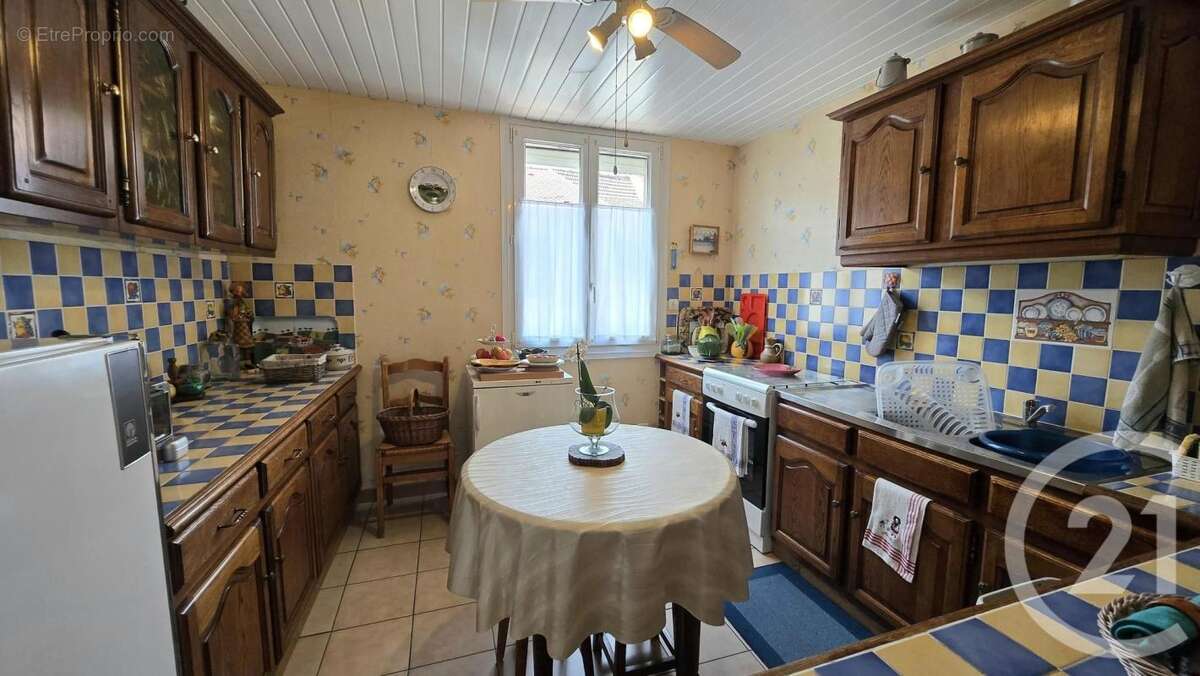 Maison à PONT-SAINTE-MAXENCE