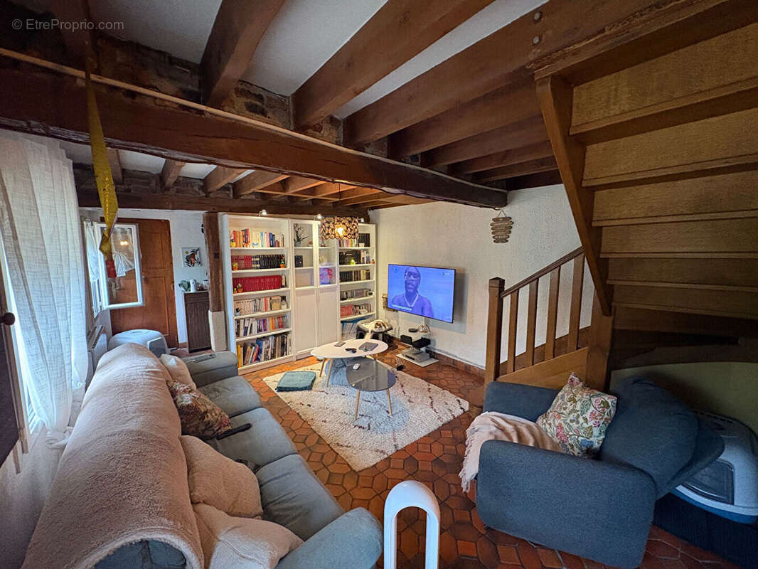 Maison Noyers Saint Martin 6 pièce(s) 110 m2 - photo 3