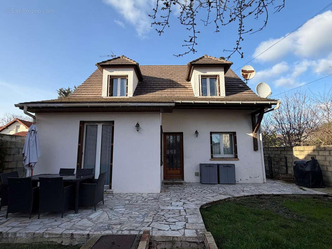 Maison à MITRY-MORY