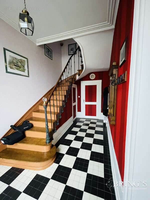 Maison à FRESNAY-SUR-SARTHE