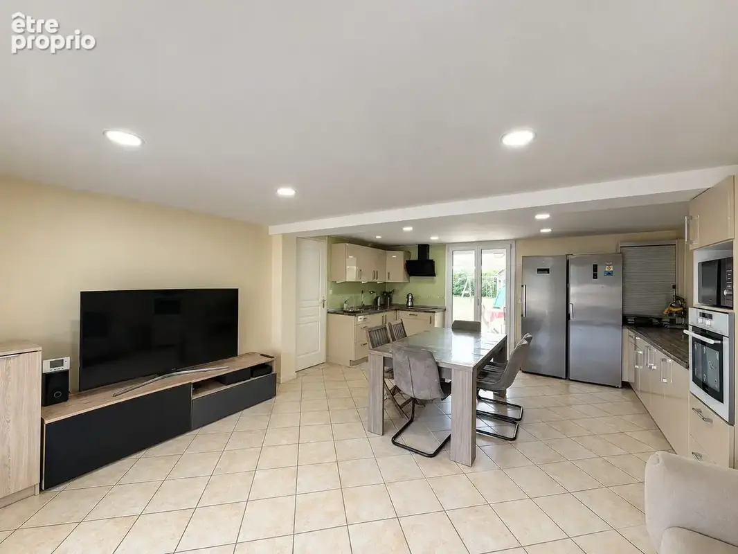 Maison 6 pièces 147 m² à vendre à Balan (01360) - photo 7