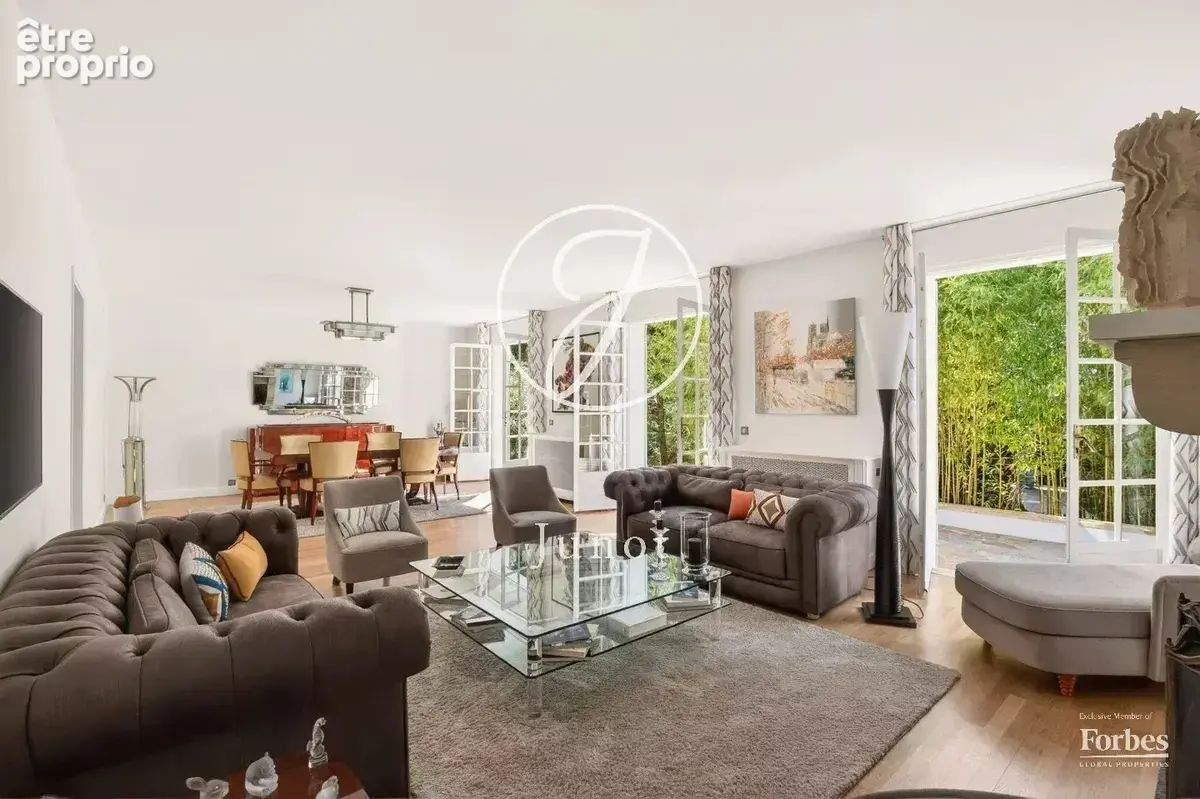 Le Vésinet - CHARMETTES - Maison - 5 chambres - 207m² - Terrain de 757m². - photo 2