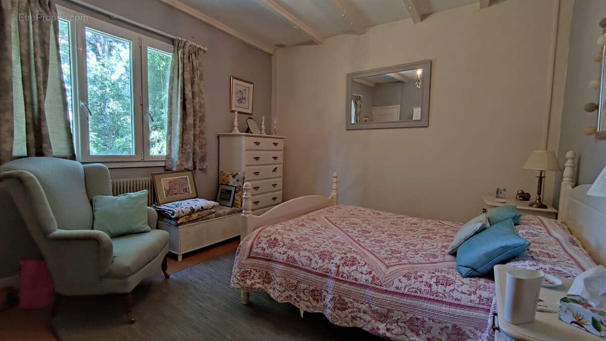 Maison à BAGAT-EN-QUERCY