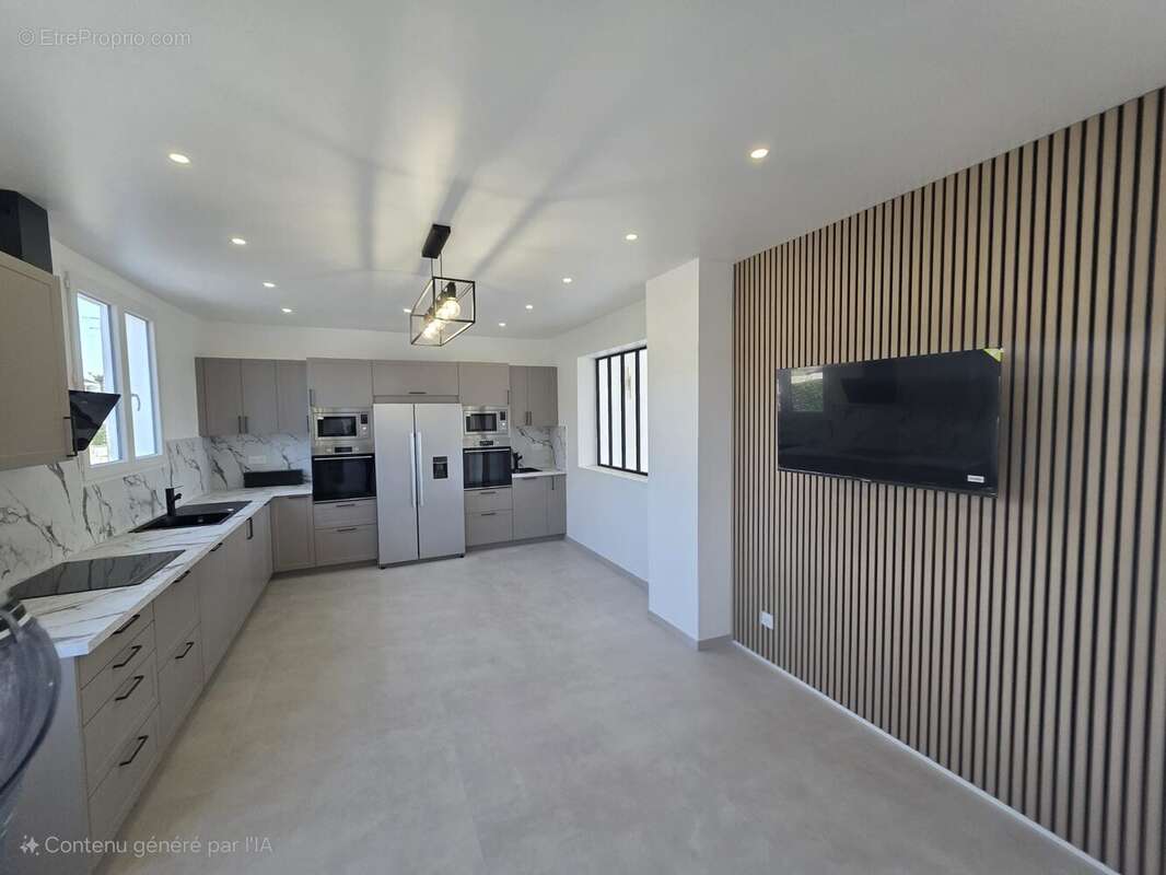 Maison à BONNEUIL-SUR-MARNE