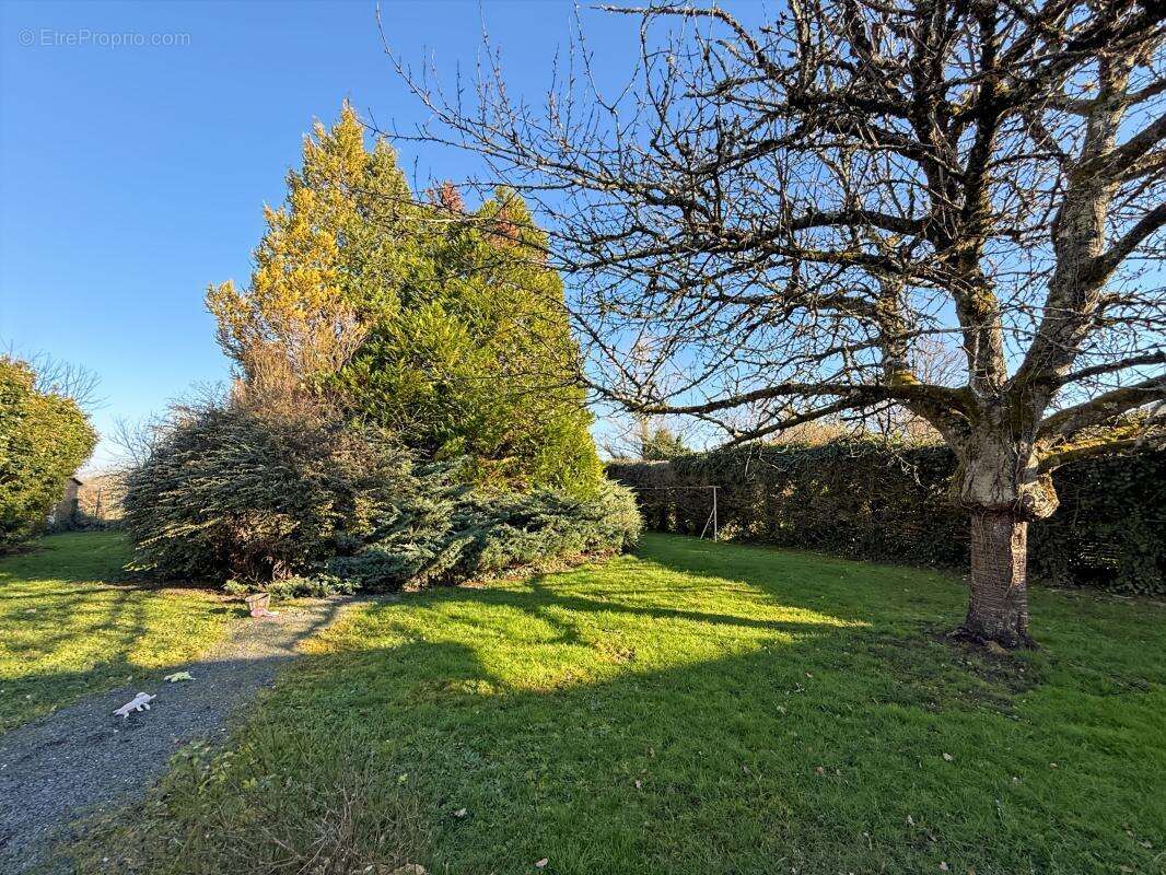 Maison à COULOUNIEIX-CHAMIERS