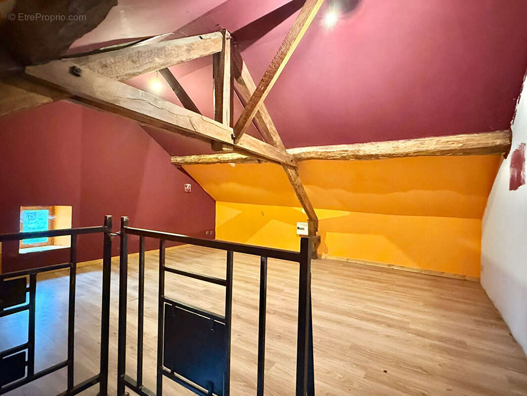 Maison à BLOT-L&#039;EGLISE