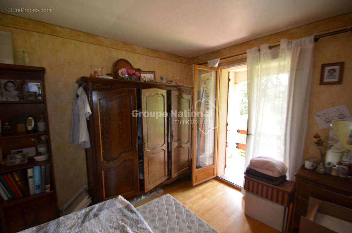 Maison à BESSE-SUR-ISSOLE