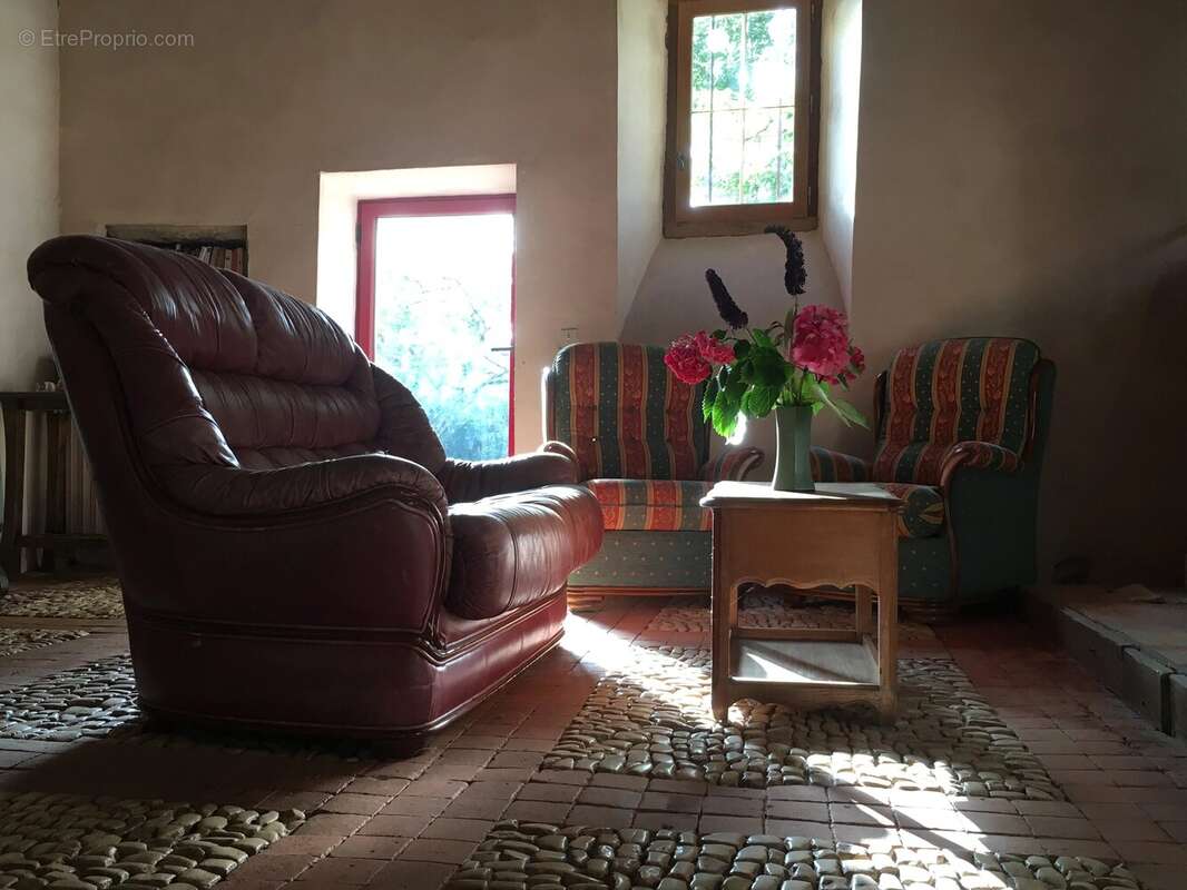 Maison à GINOUILLAC