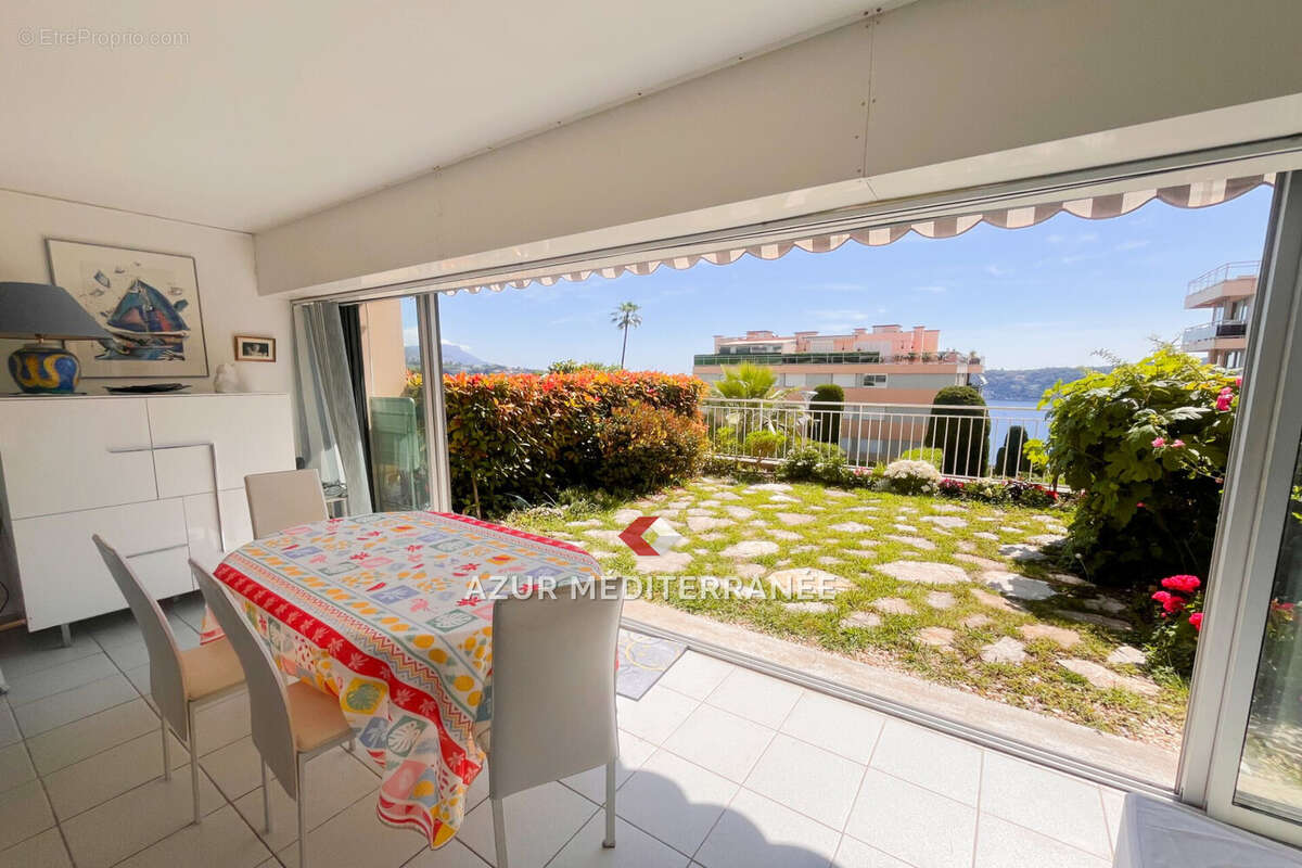 Appartement à VILLEFRANCHE-SUR-MER