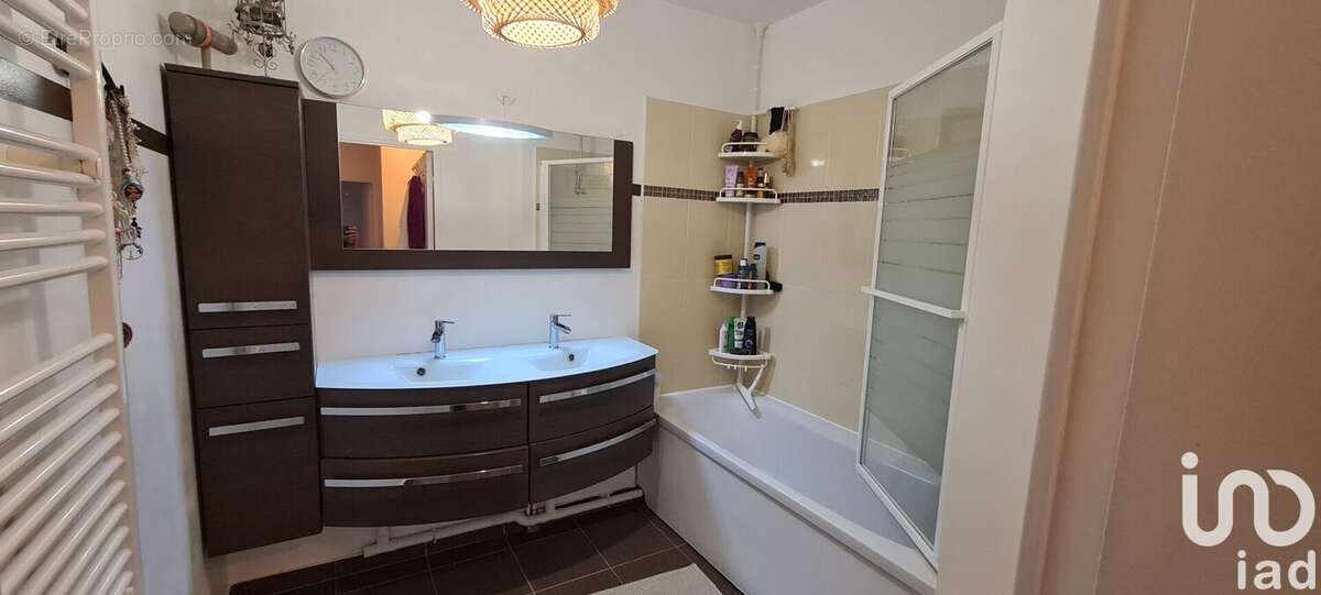 Photo 9 - Appartement à QUINCY-SOUS-SENART