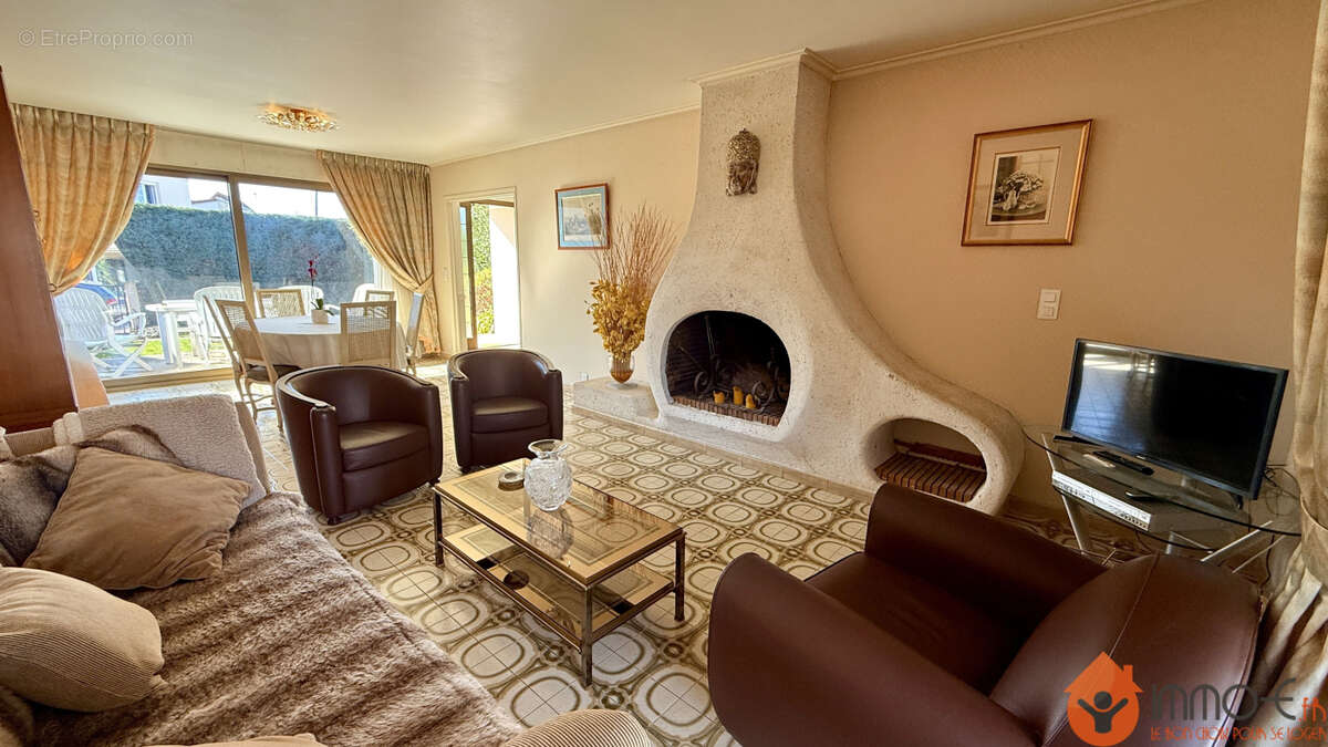 Maison à TREMBLAY-EN-FRANCE