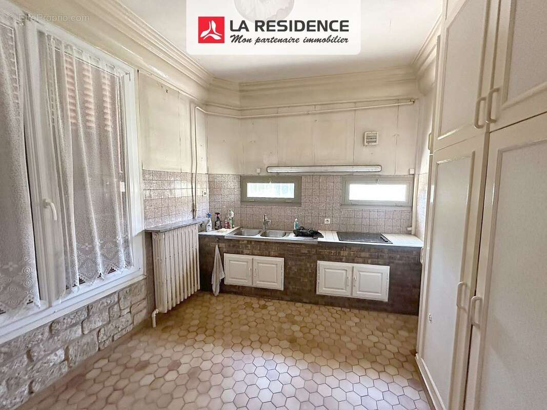 Maison à STAINS