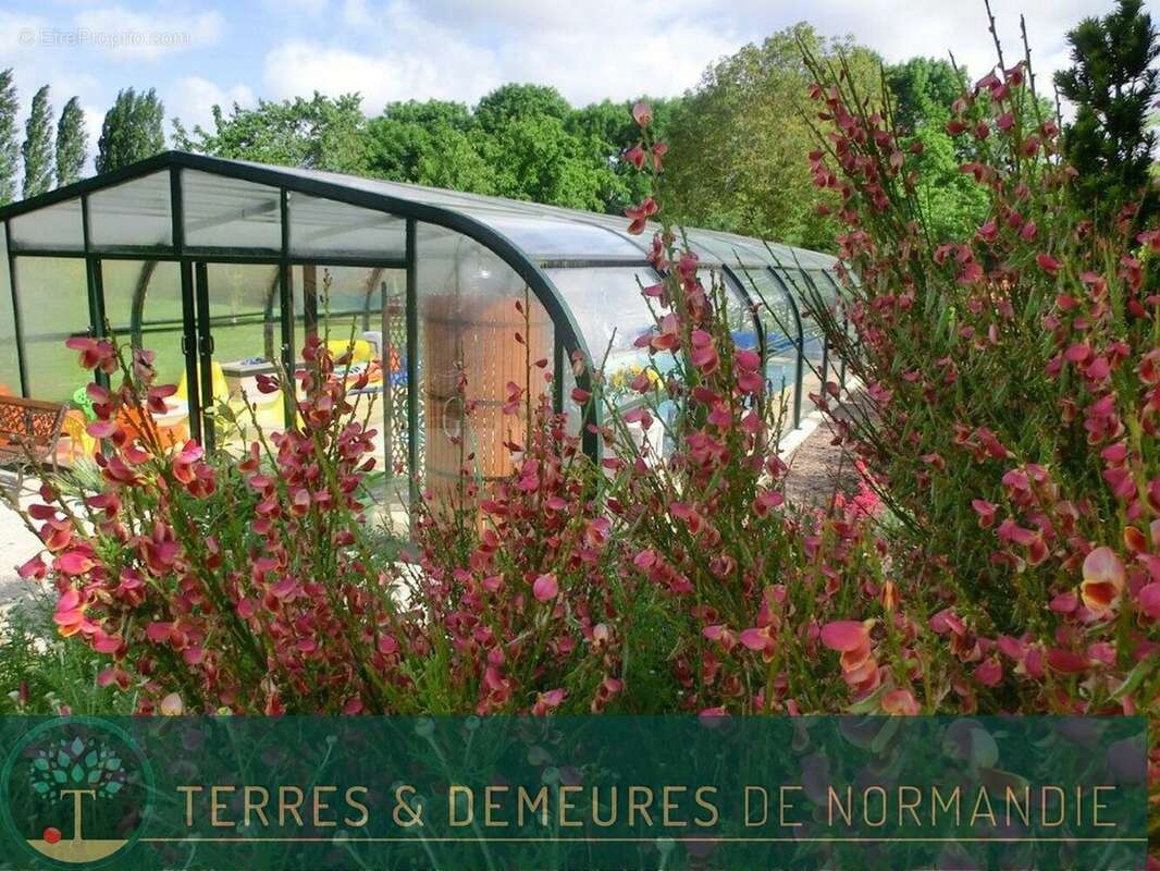 Maison à PONT-L&#039;EVEQUE