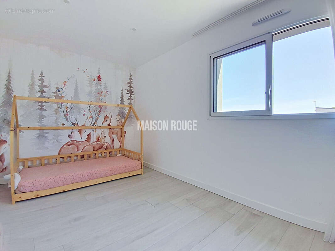 Une maison contemporaine d'exception, entre confort, élégance et sérénité - 2023 - Coup de coeur assuré - PLOUFRAGAN - photo 11