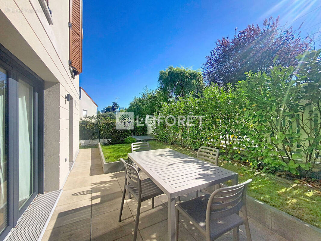 Appartement à SURESNES