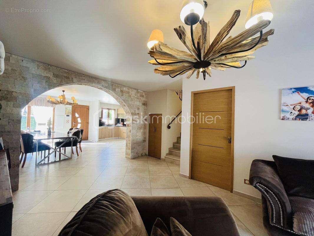 Maison à CLICHY-SOUS-BOIS