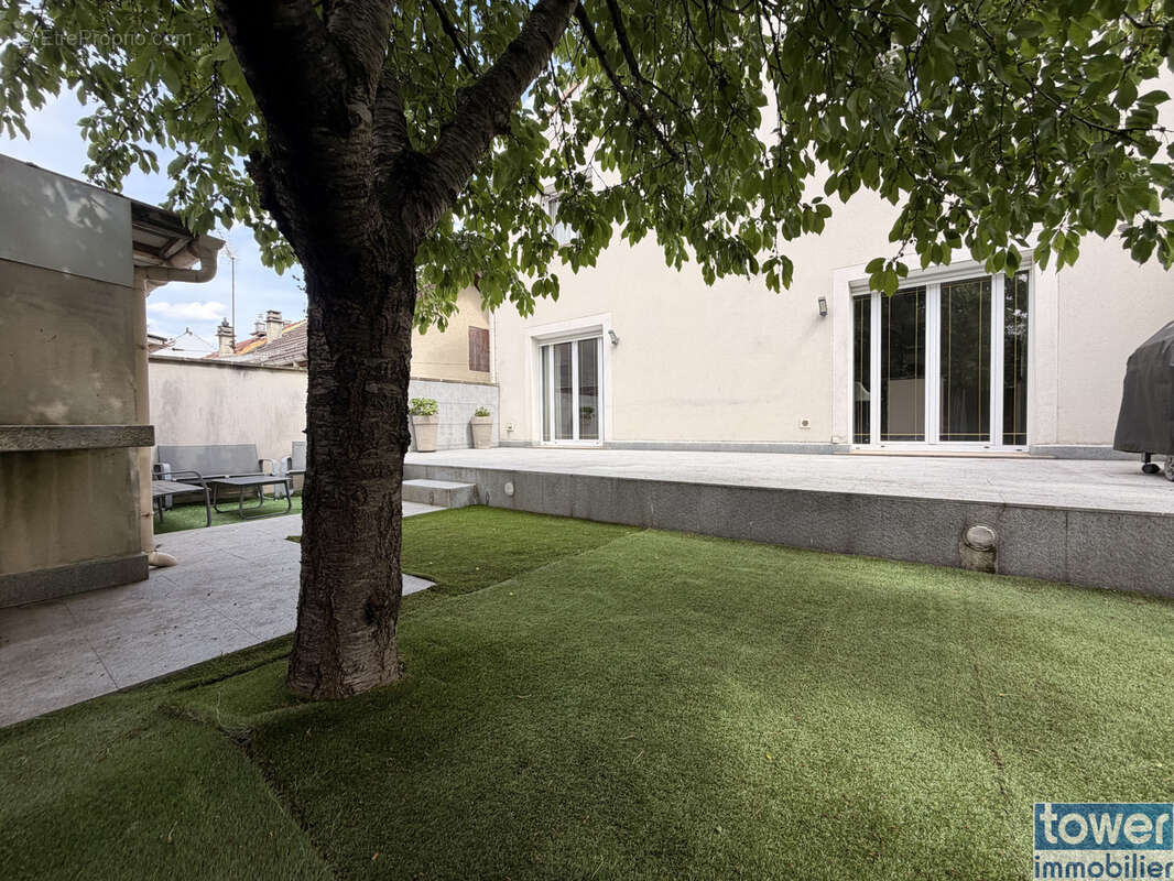 Maison à DRANCY