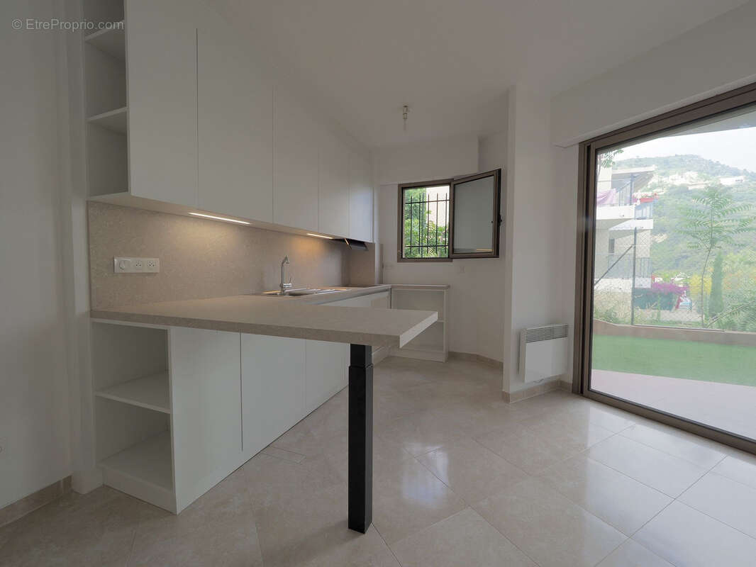 Appartement à BEAUSOLEIL