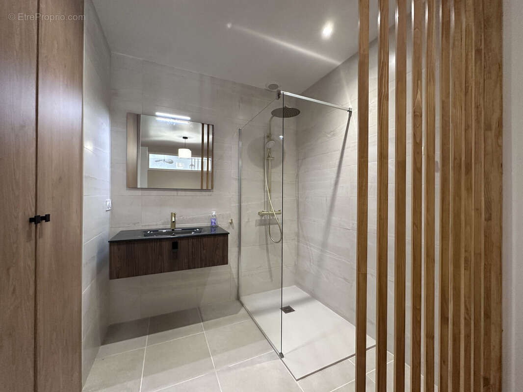 Appartement 36 m² à Saint-Jean-Pied-De-Port  - photo 5