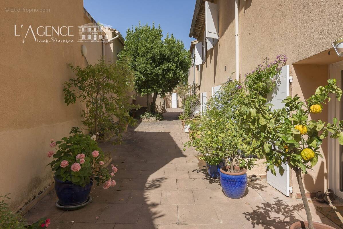 Appartement à AIX-EN-PROVENCE