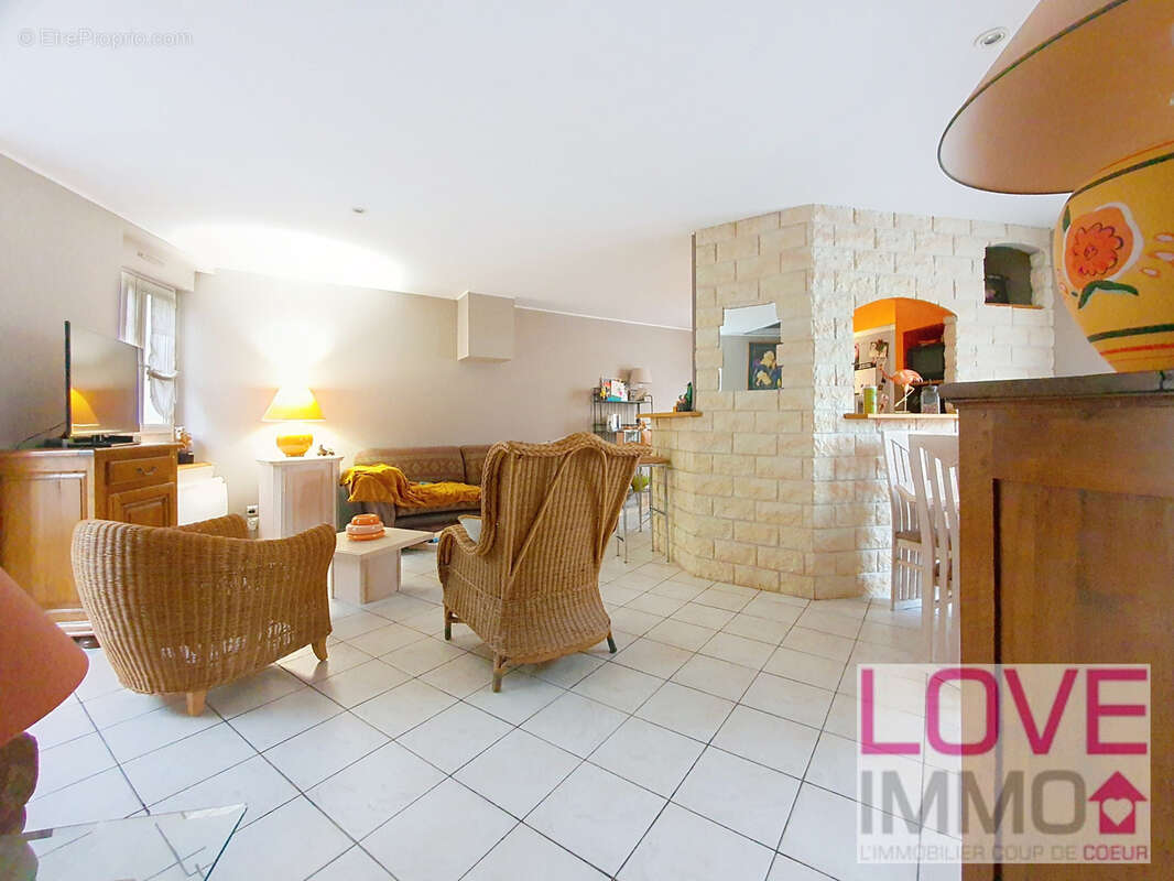 Maison à SAINT-CHEF