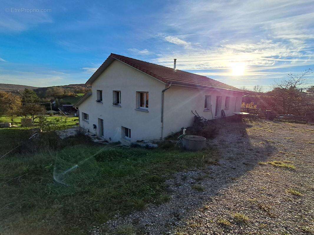 Maison à NOROY-LE-BOURG