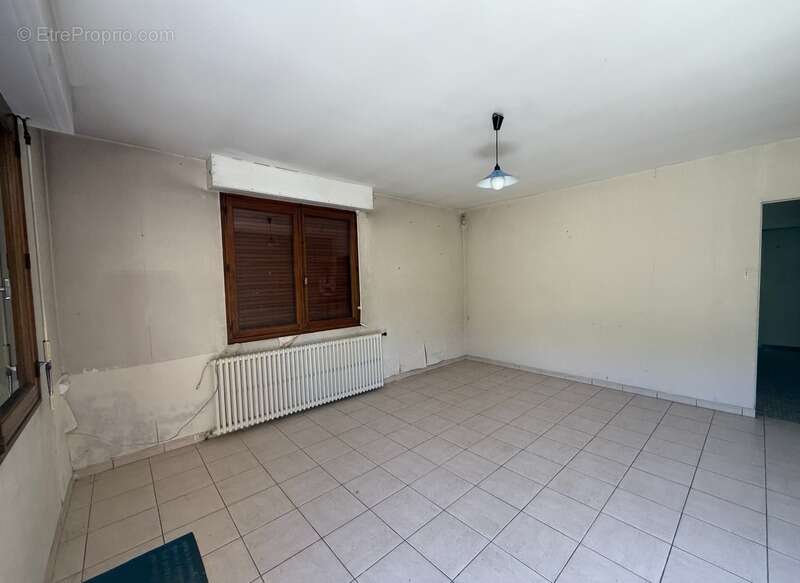 Opportunité rare – maison de 250 m² à rénover en bordure du parc bordelais - photo 9