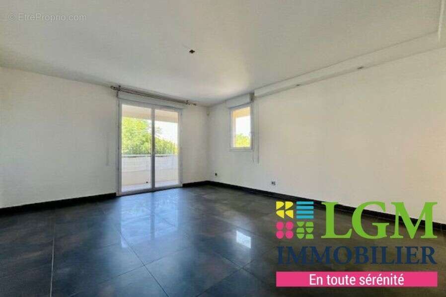 Appartement à LATTES