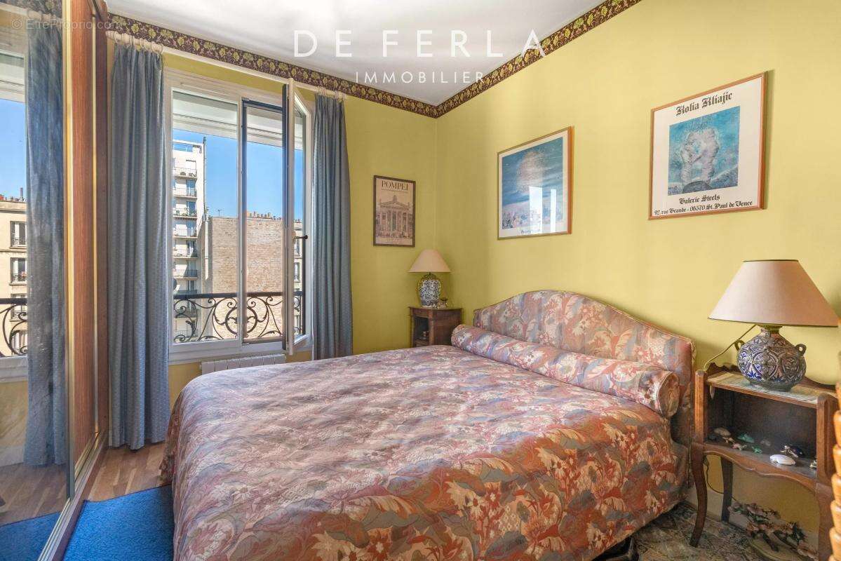 Appartement à PARIS-15E