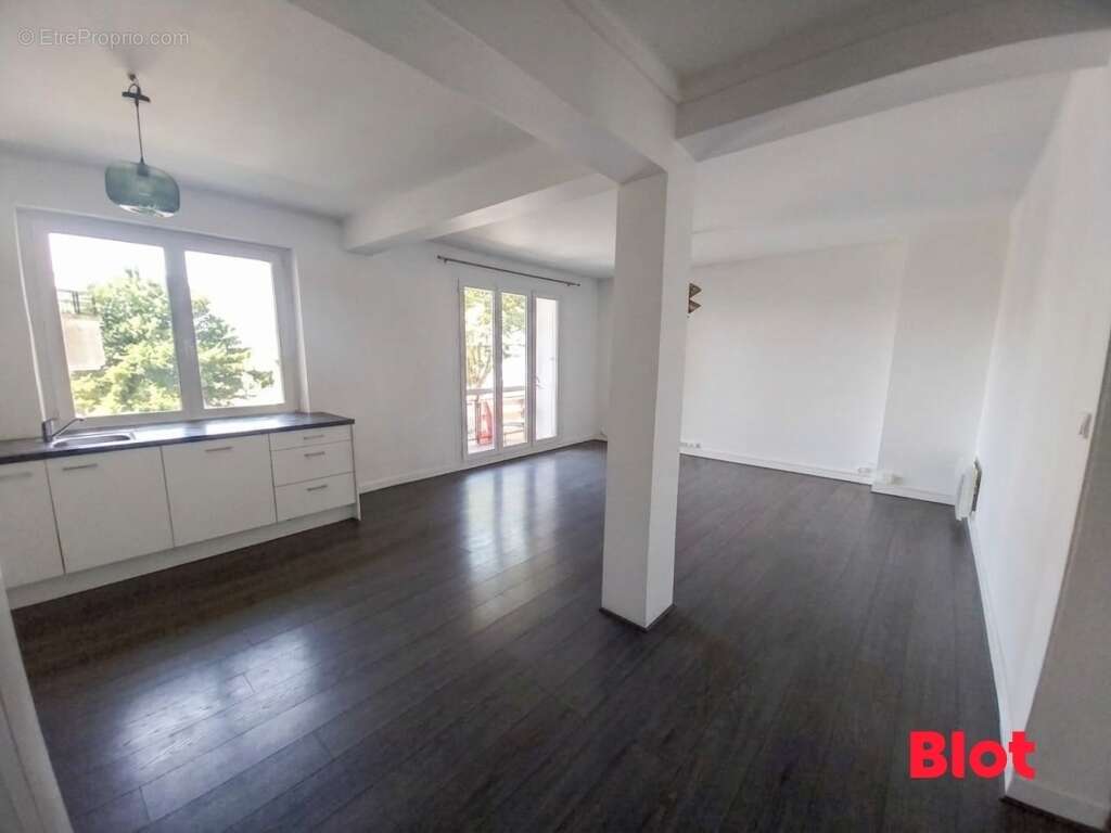 Appartement 67 m² à Brest  - photo 3