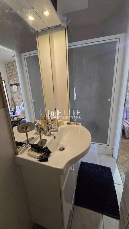Appartement à MOUGINS