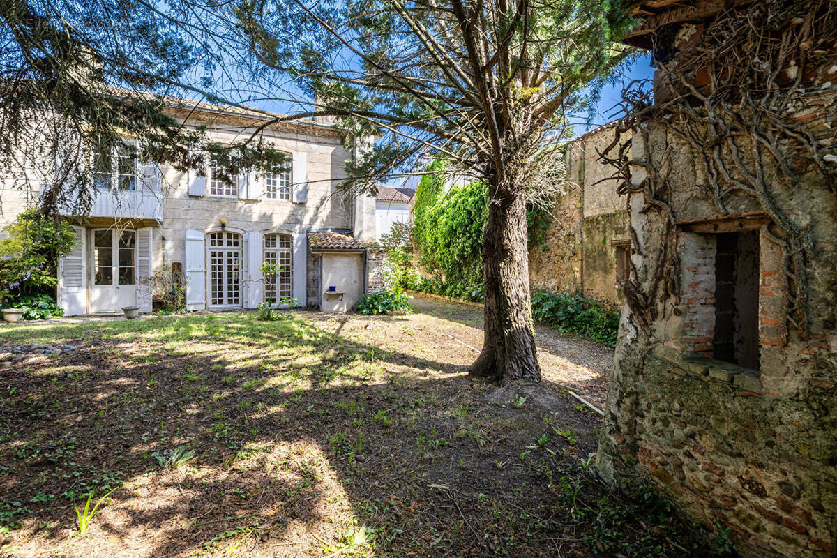 Maison à AIRE-SUR-L'ADOUR