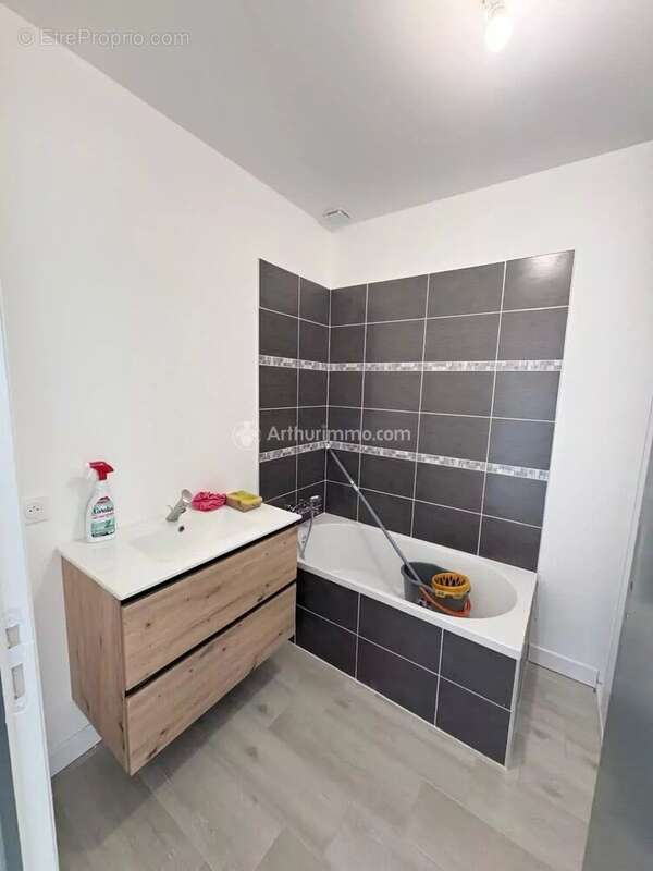 Maison à VIELMUR-SUR-AGOUT