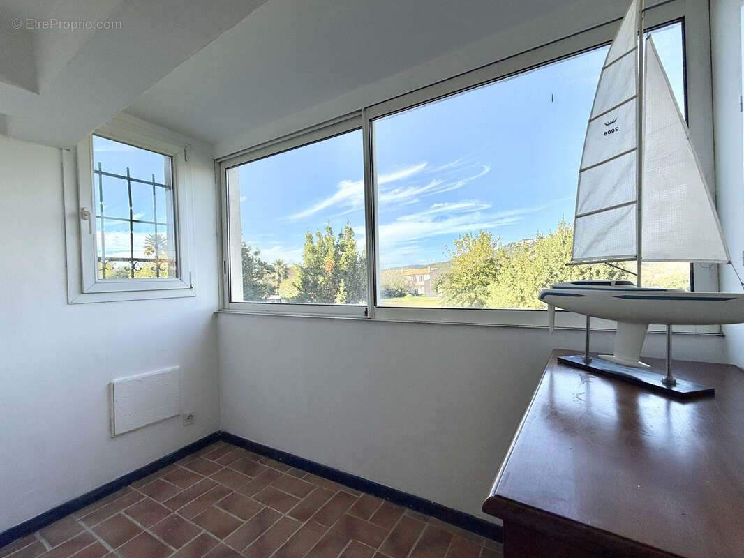 Maison à SIX-FOURS-LES-PLAGES