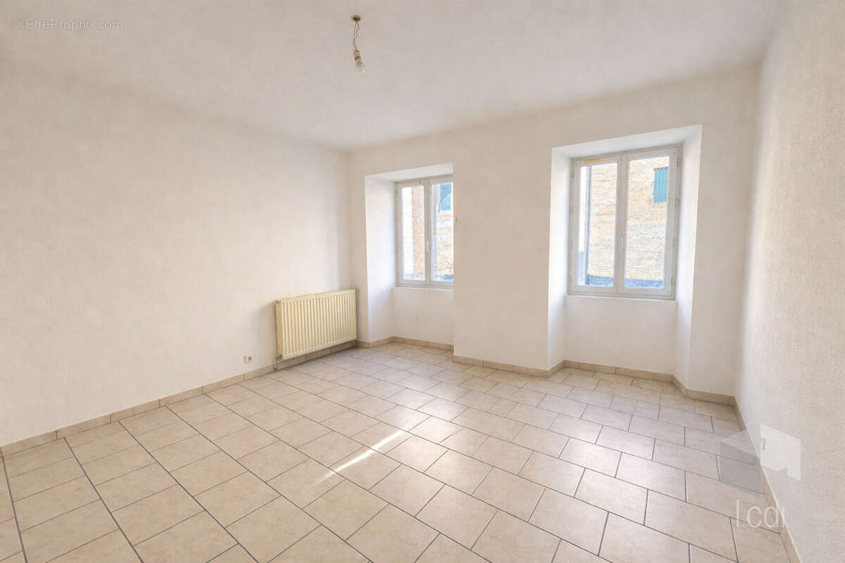 Appartement à AUBENAS