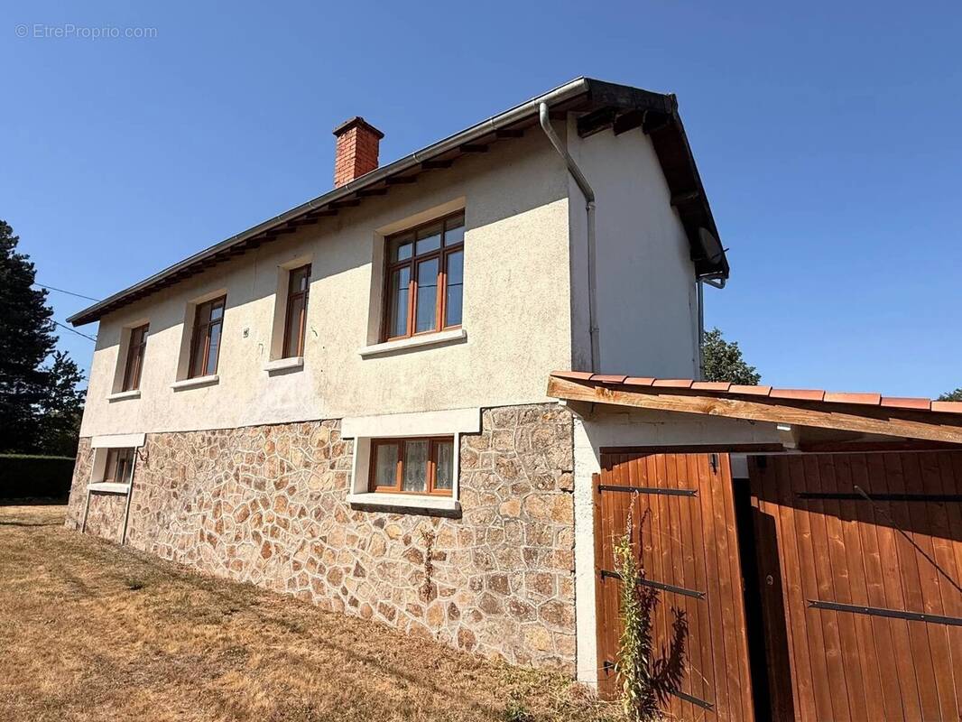 Maison à SAINT-JUNIEN