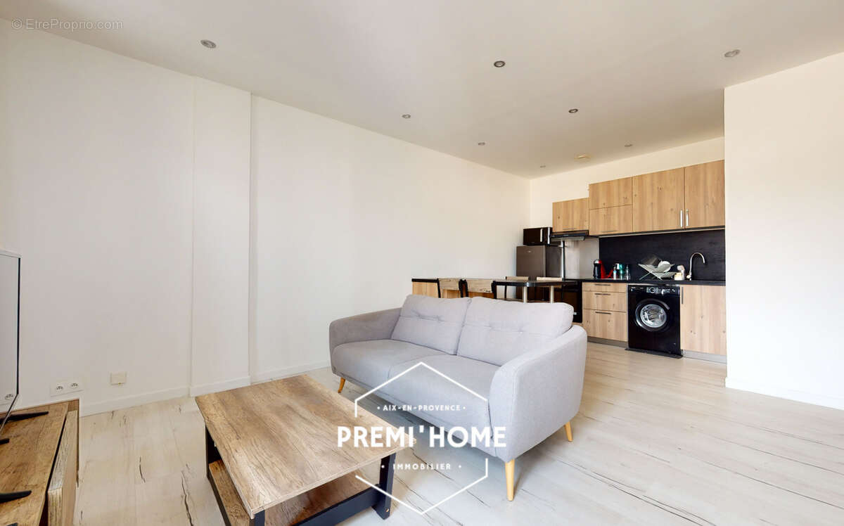 Appartement à MARSEILLE-7E