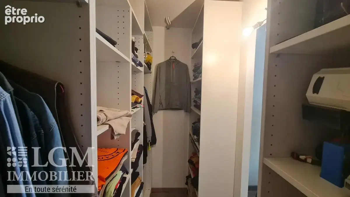 Appartement À Vendre - photo 11