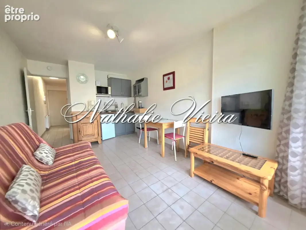 Studio cabine en rez-de-jardin avec terrasse, cour privative et parking    Carnon Ouest - photo 6