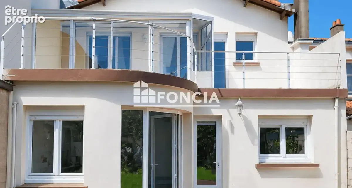 Photo Maison à La Roche-Sur-Yon au prix de 255 000€