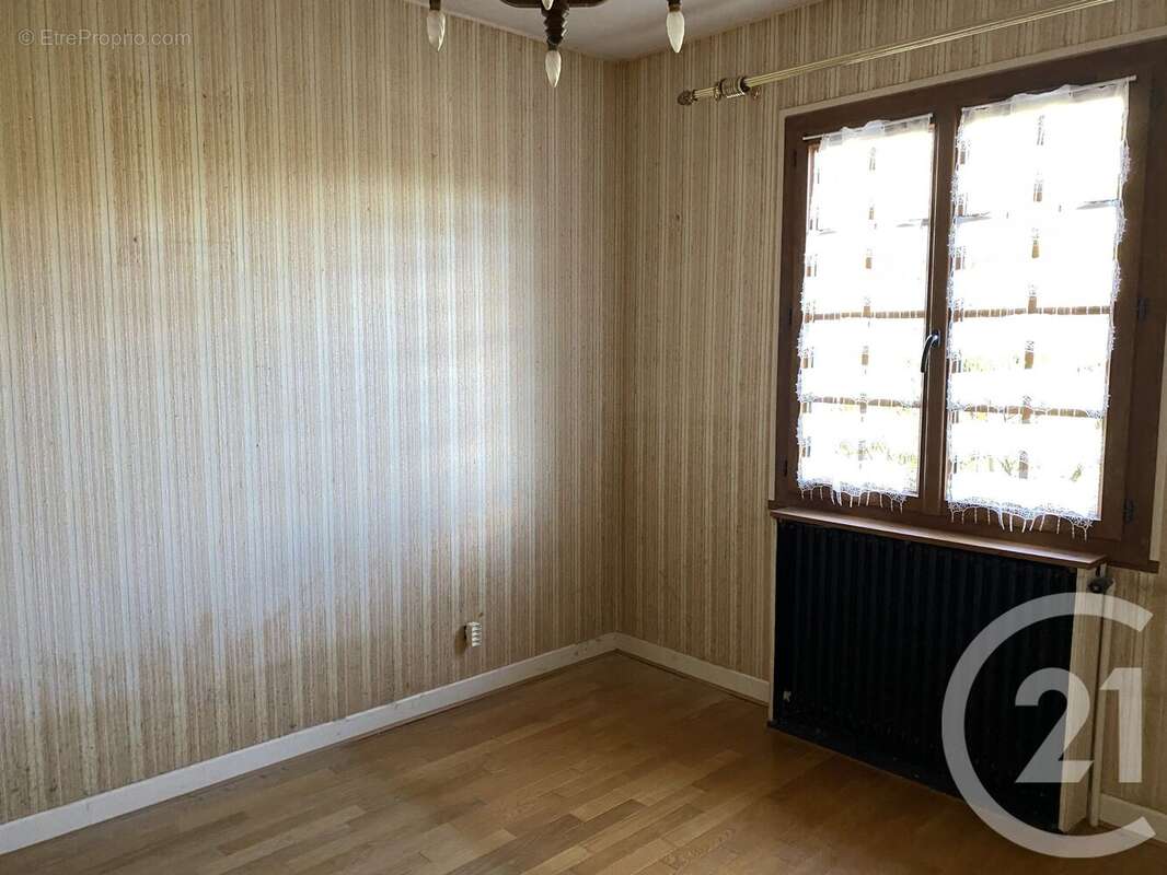 Maison à SAINT-PERE