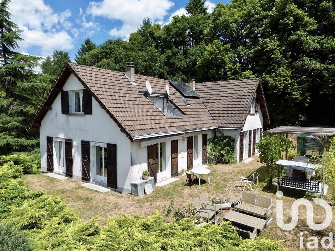 Photo 1 - Maison à COMPREIGNAC