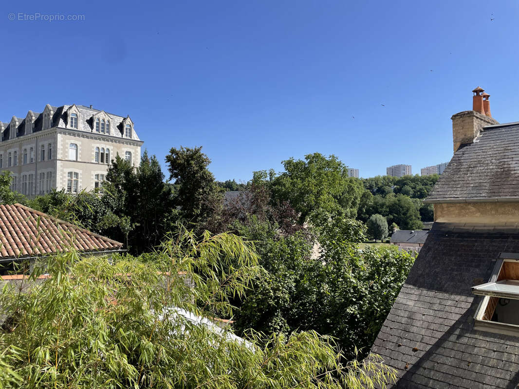 Maison à POITIERS