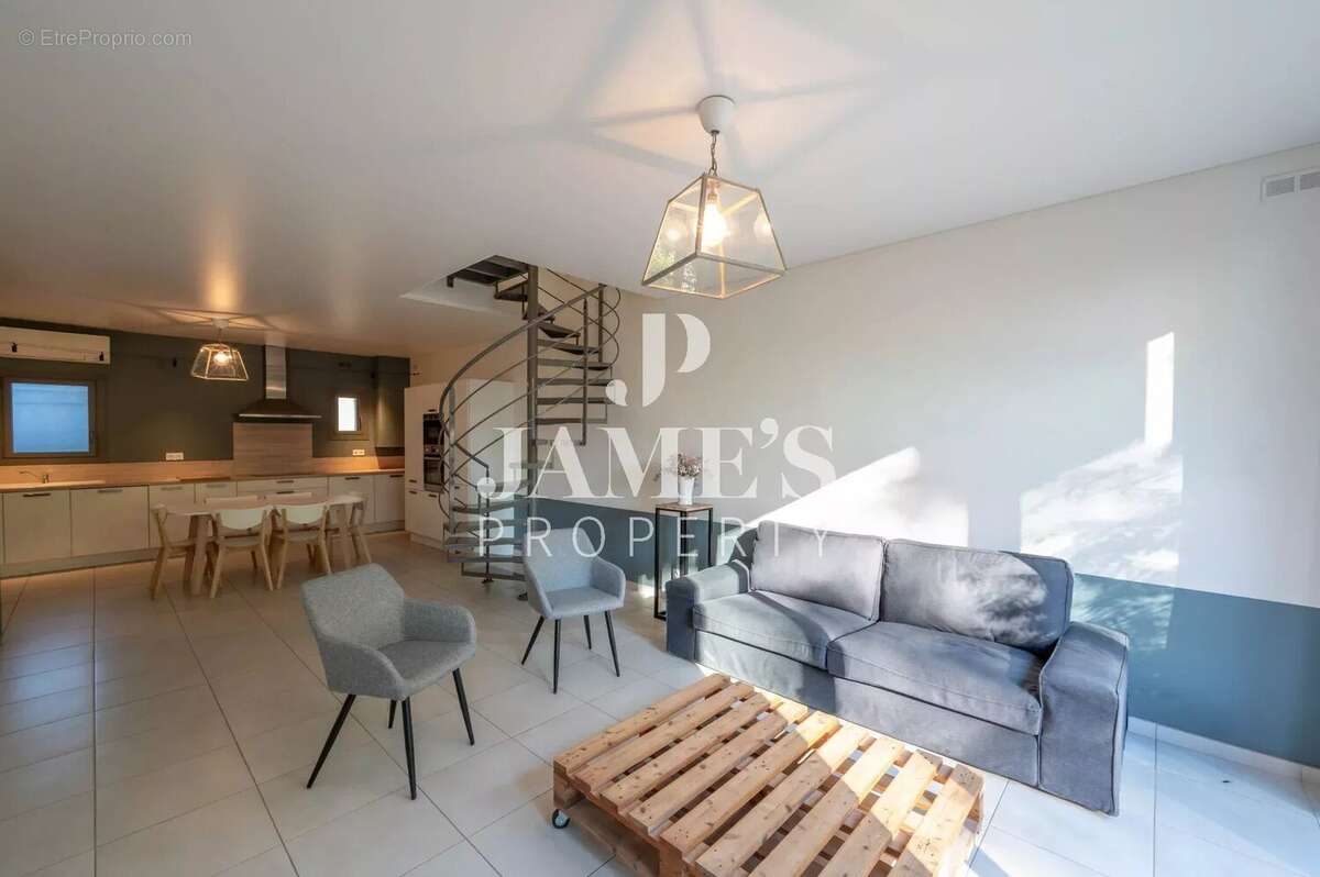 Appartement à SAINT-REMY-DE-PROVENCE