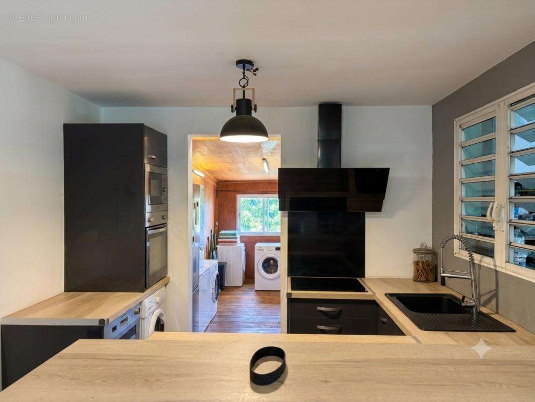 Maison d'exception avec vue Océan Indien – Idéal Résidence ou Projet Écotouristique / Gîte – Sainte-Rose (Secteur Anse des Casca - photo 4
